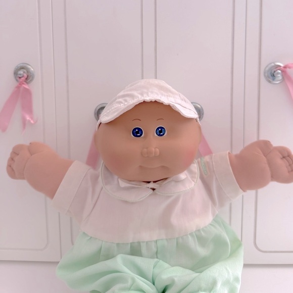 Vintage Coleco Cabbage Patch Preemie Blonde Hair with Blue Eyes - Picture 12 of 15